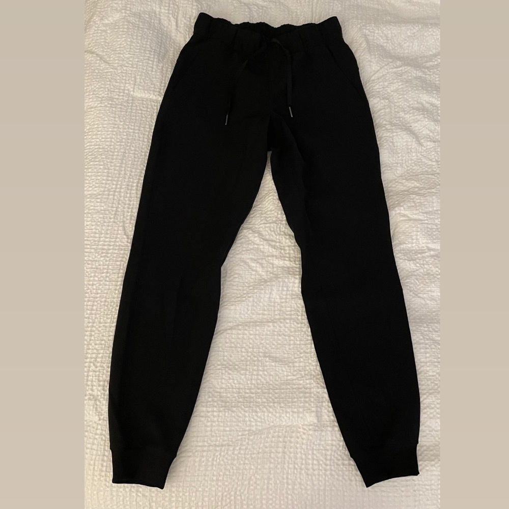 Lululemon Ready to Rulu Joggers size 2
